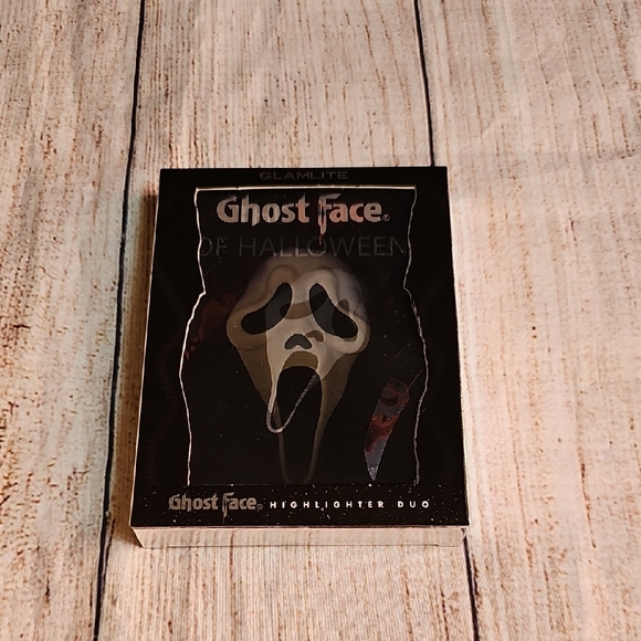 Glamlite Ghost Face Highlighter Duo - Picture 1 of 7